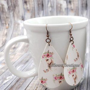 Pink Horse Faux Leather Earrings ER1651 Handmade NWT Boutique